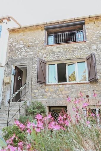 2 pièces de charme au coeur du village de CABRIS Extérieur photo