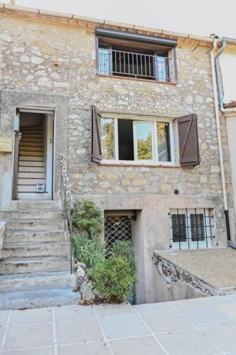2 pièces de charme au coeur du village de CABRIS Extérieur photo